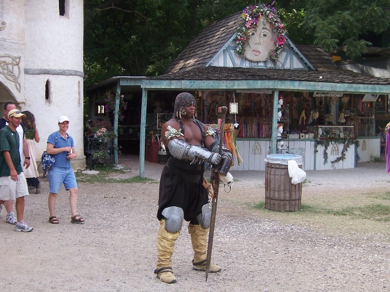 Nubien Guard at Scarborough Faire May 2006