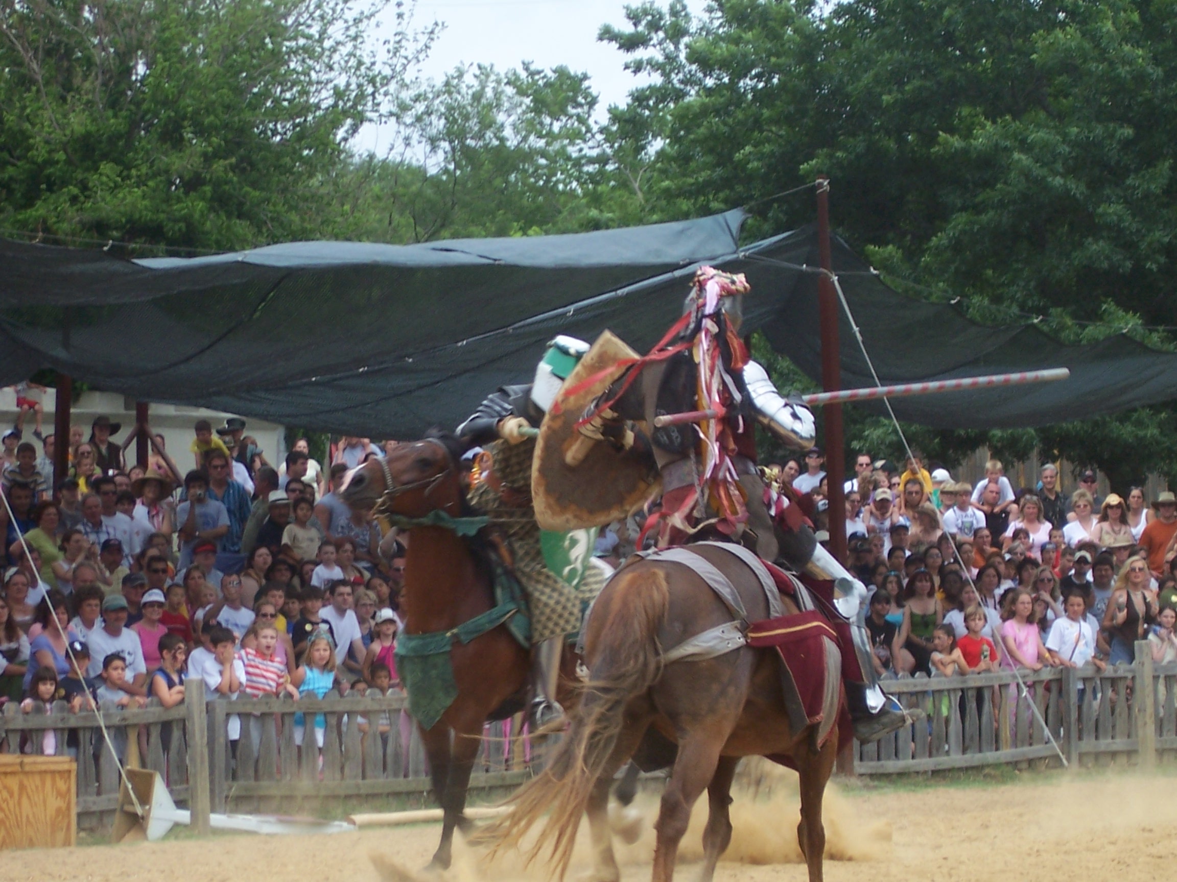 A couple of times a day Jousting tournaments are held at Scarborough Faire