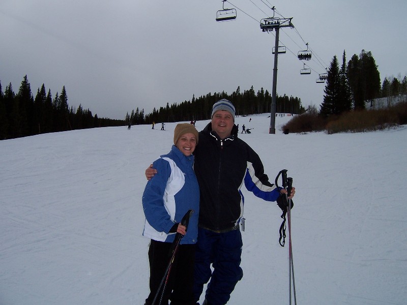 Claudia learned how to ski fairly quickly. Claudia and Thomas (2004)