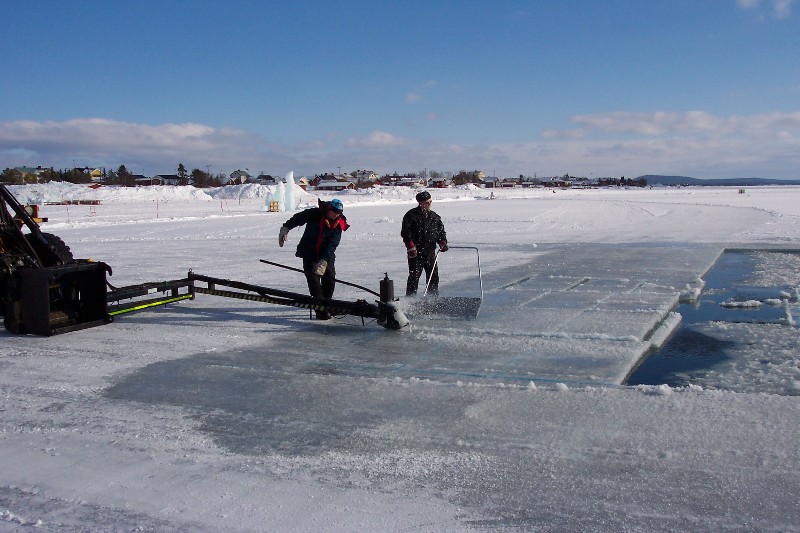 Cutting Ice to build the Ice Hotel