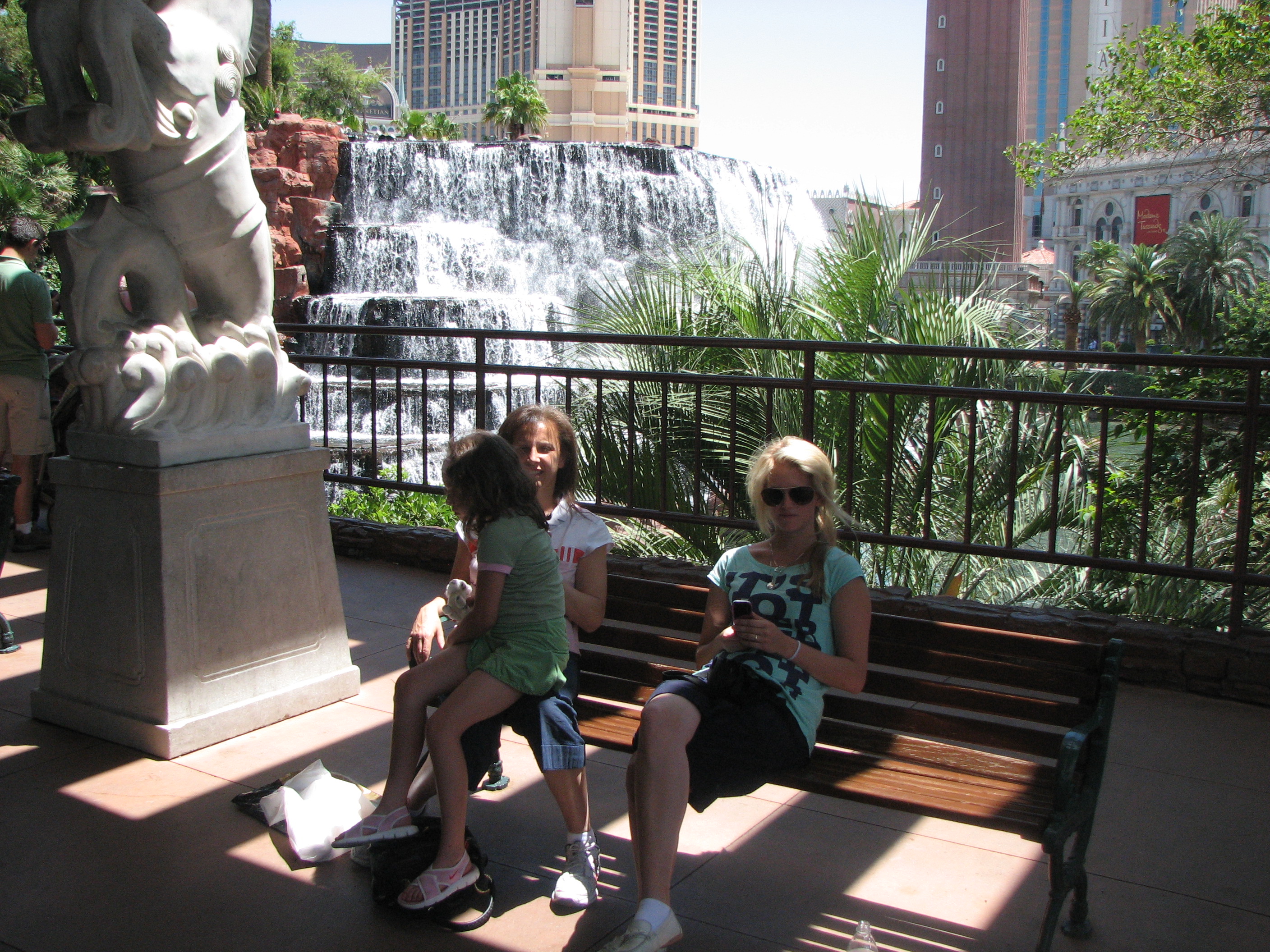 Claudia, Rachel and Emilie