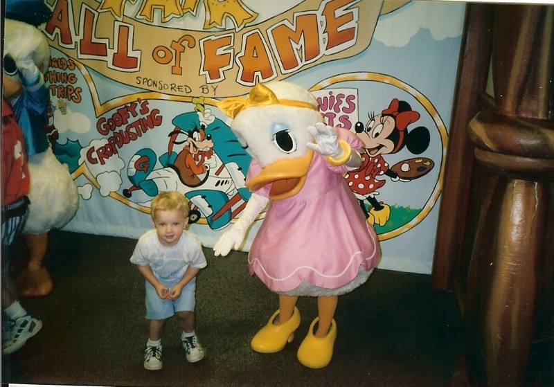 Jacob meets Daisy Duck in Magic Kingdom